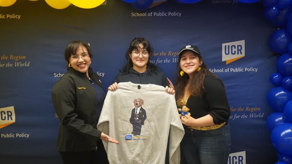 three sisters at Highlander Day