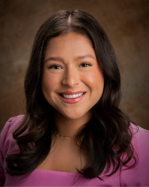 Jessica Barriga headshot.